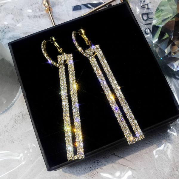 StyleLanka - Joym Rectangle Drop Earrings